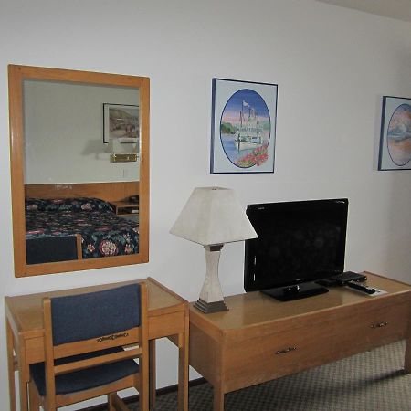 Airport Chalet 화이트호스 외부 사진